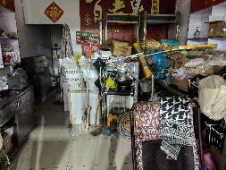 奎屯市市场管理服务中心位于西区农贸市场金波园72-28号（33.41㎡）商铺对外招租租期3年