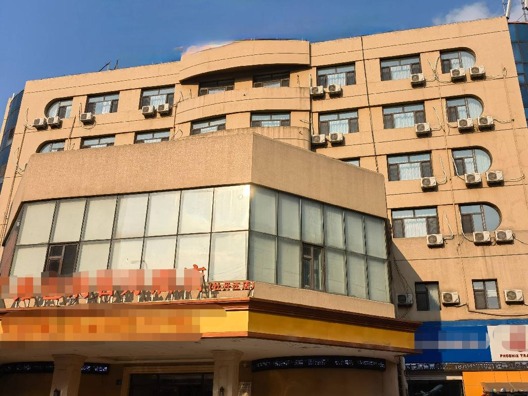 牡丹江民航大厦（东二条路137号）1-6层（除1层售票处）房屋整体出租交易公告