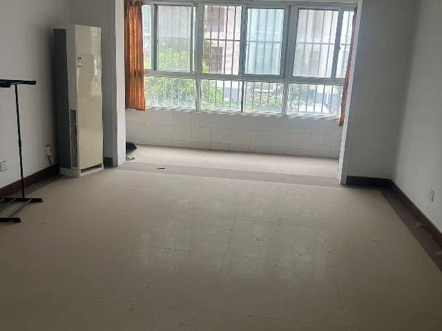 淮安经济技术开发区深圳路26号汇金行.亿鑫花苑1幢108室招租公告