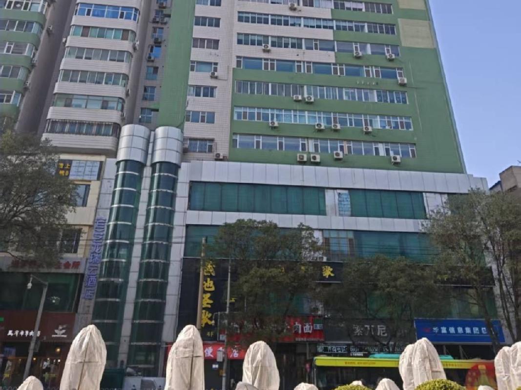 甘肃省兰州市城关区酒泉路街道金昌南路213号第1单元18-19层1810室住宅房产转让公告（第三次）