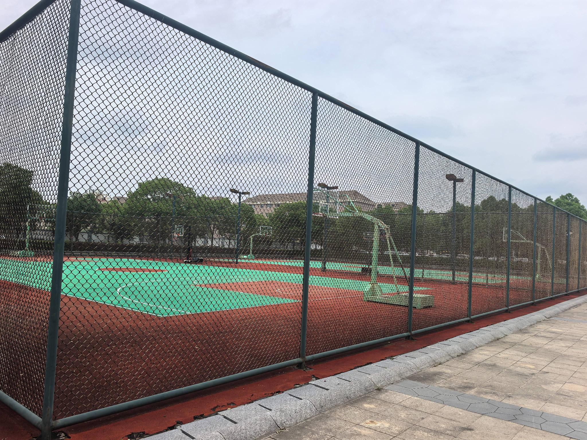文体中心室外篮球场招租公告招租公告