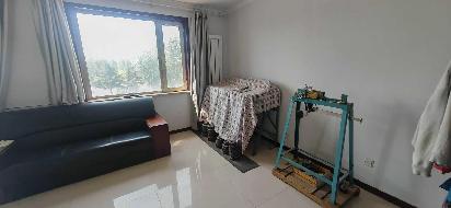 呼和浩特市新城区如意开发区机场路桥东路北公寓楼三层3A室（302号）及水岸十里5处车位打包处置（呼和浩特市春华水务开发集团有限责任公司）(国资监测编号GR2026NM1003189)