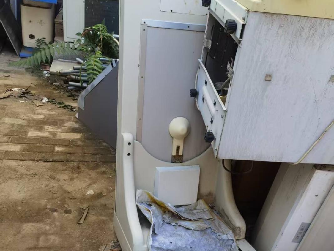 一批医疗报废资产整体转让（乌海市海勃湾区中医医院）(国资监测编号GR2026NM1004425)