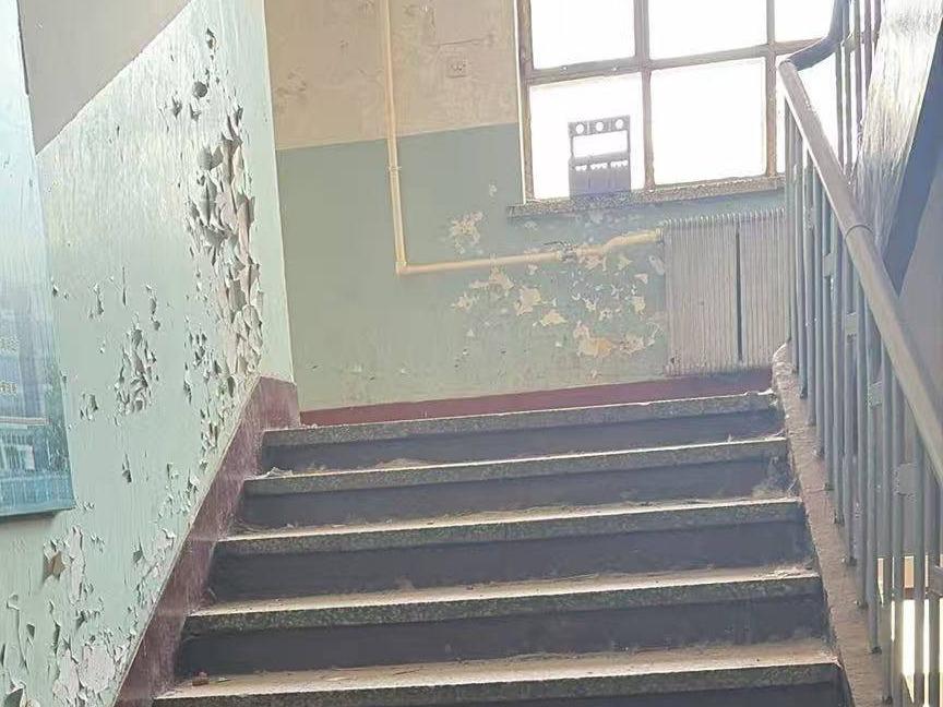 呼伦贝尔市海拉尔区满洲里北路116号一至二层房产招租（年租金底价183895元，租期5年）