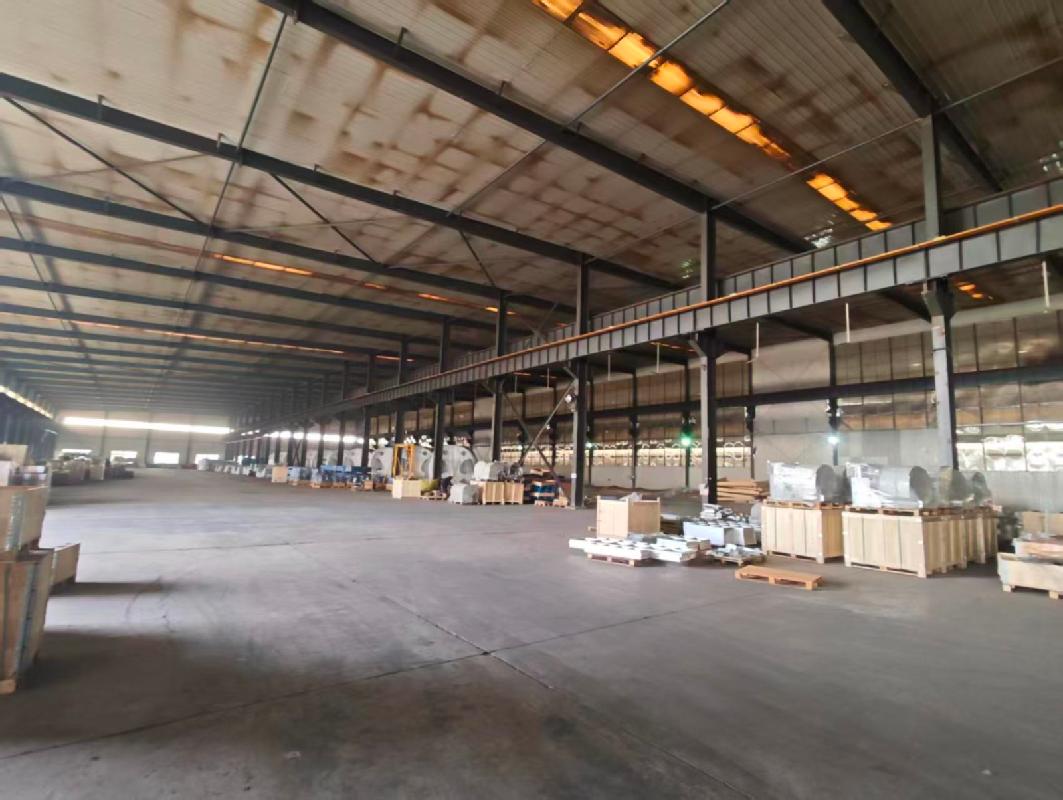 赤峰市翁牛特旗乌丹镇紫城街道玉龙工业园区北区10812㎡厂房出租（租金底价6元/平方米/月）(国资监测编号GR2026NM1003447)