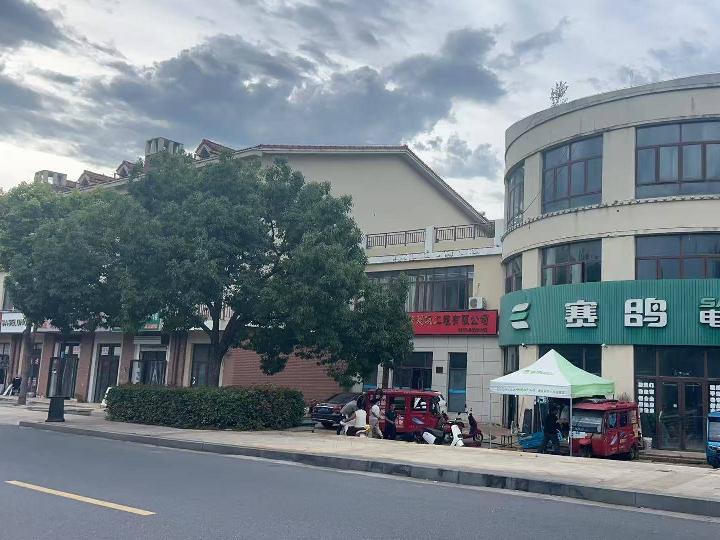 淮安经济技术开发区宏恒胜路168号汇金行.欧尚风情街西区5-5010室招租公告