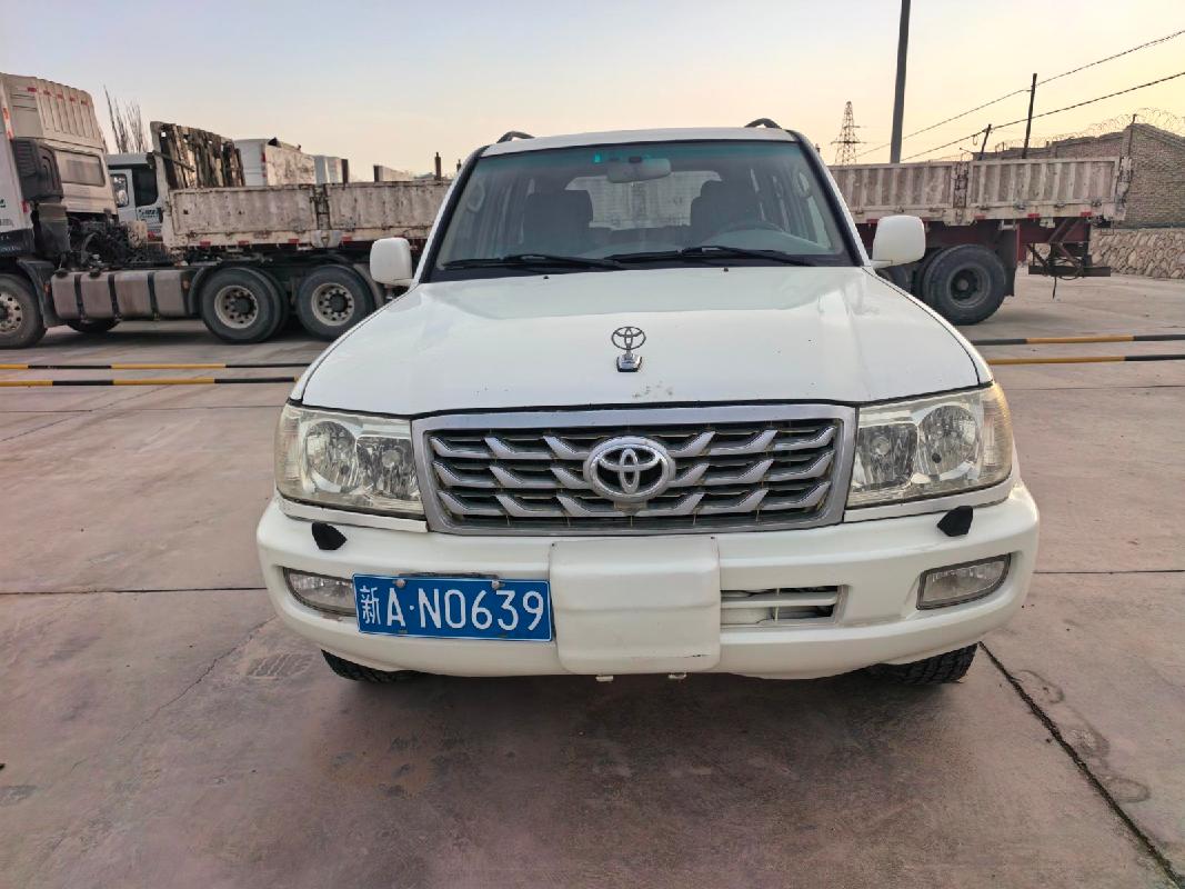 中国石油昆仑物流有限公司塔里木运输分公司转让1辆丰田牌小型越野客车（新AN0639）(国资监测编号GR2026XJ1001360)