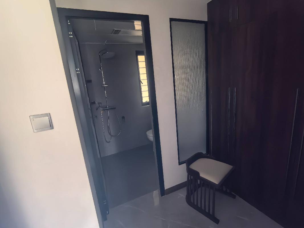 阿瓦提县鼎诚资产管理有限责任公司转让位于阿克苏市红桥街道长安社区体育路14号众恒·公园城10栋2单元201室(国资监测编号GR2026XJ1001462)