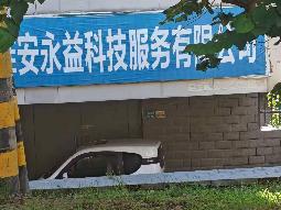 团结社区韩侯花园东侧14-1商铺招租公告