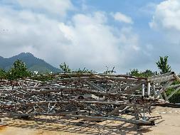 哈拉哈达收费站、白音诺尔收费站、哈日根台收费站报废雨棚转让（巴林左旗浩力路桥有限公司）(国资监测编号GR2026NM1003261)