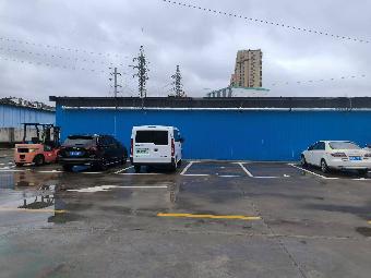 淮安市明扬工业园配电房北侧空地（11个地面车位）场地使用权招租