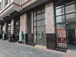 海湾花园25宗商铺分别挂牌招租
