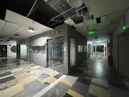 新疆徕远企业管理有限公司租赁位于乌鲁木齐市天山区中山路462号（原45号）人民广场联合大厦1栋-1层5853.28㎡商业房产(国资监测编号GR2026XJ1001439)
