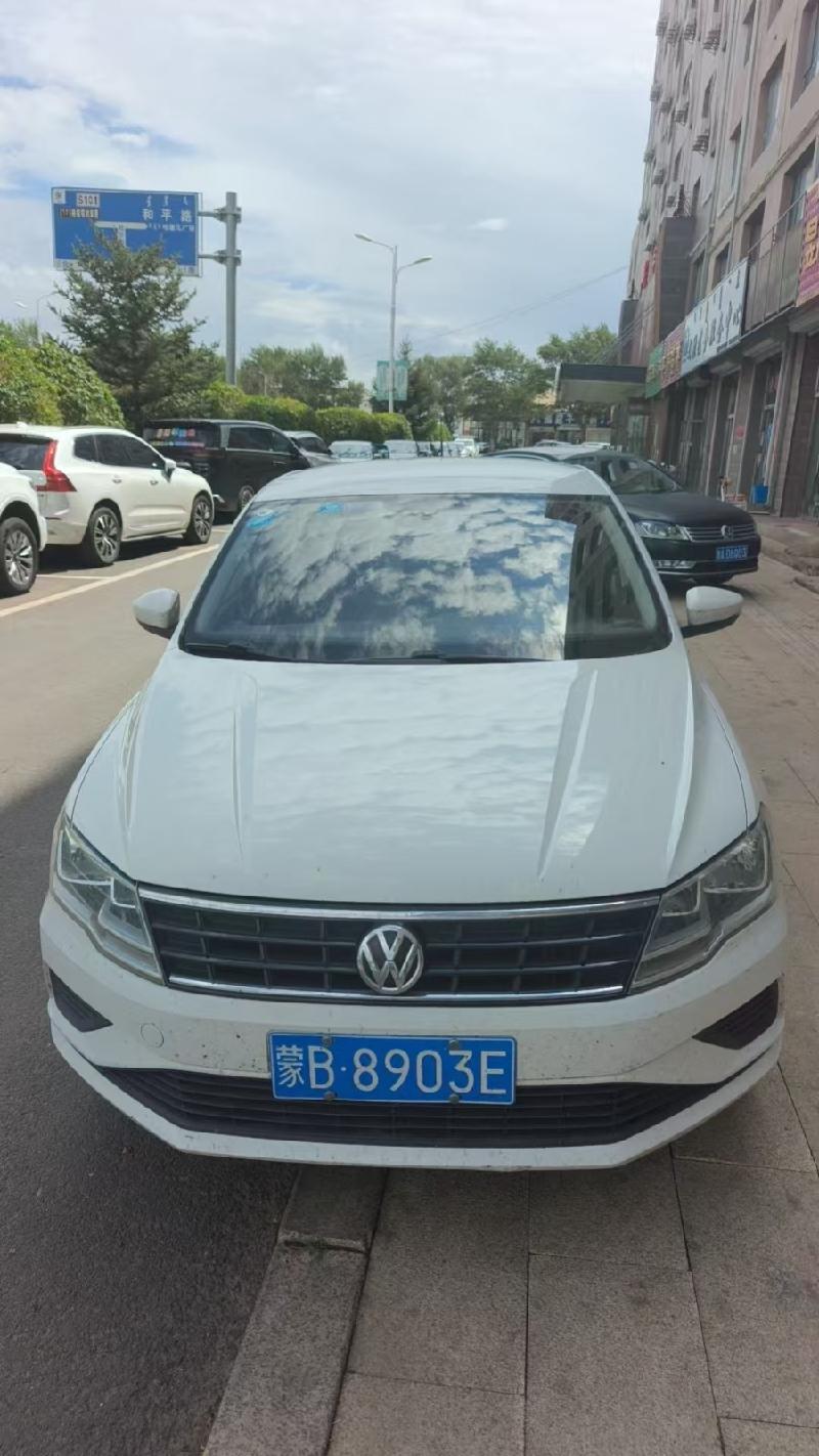 大众捷达轿车（蒙B8903E）