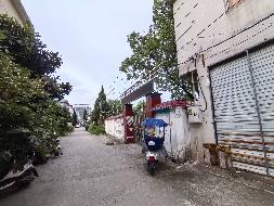 无为市无城镇东门外大街原城东社区办公楼及场地出租公告