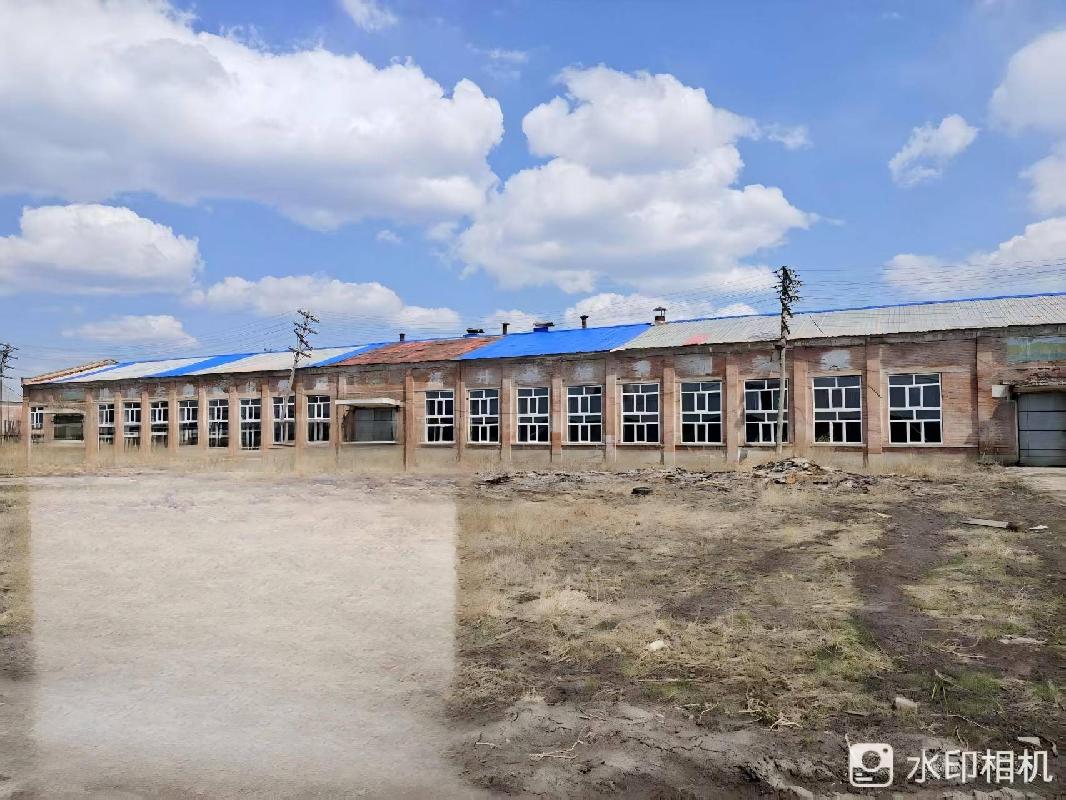 牙克石市乌尔其汉支行镇乌镇居繁荣街厂房转让