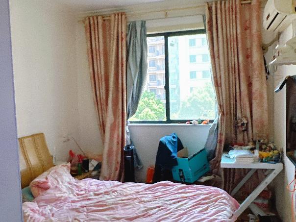 无锡市梁南苑某室住宅转让转让公告