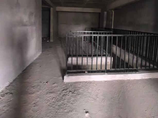 沛县蘭园9#1-104商铺整体招租公告