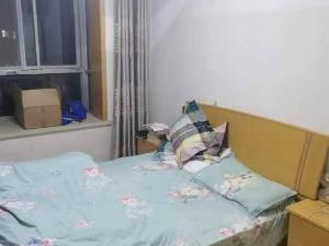 东虹花苑33幢某住宅转让公告