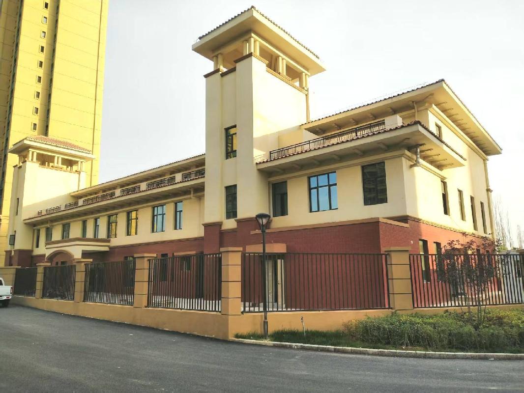 伊犁拓康房地产开发有限公司位于伊宁市南环路777号恒大绿洲幼儿园约2641.53㎡对外招租，租期五年