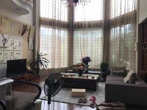 凌云县泗城镇新秀社区西灵小区220号的抵押不动产转让公告
