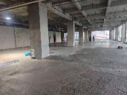 伊犁新丝路之光旅投发展有限公司位于伊宁市融和大厦商业一楼110号、111号、112号及二楼商铺（合计面积约：3449.05㎡）对外招租，租期八年