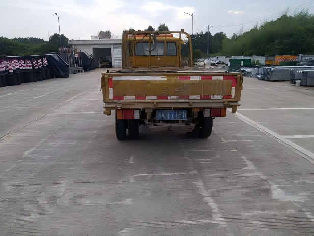 废旧轻型栏板货车一台 （湘A17T9N）(国资监测编号GR2026HN1002302)