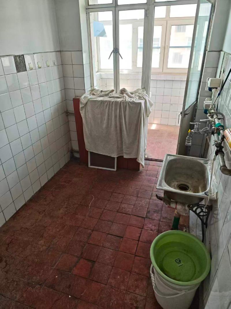 新疆吐哈石油勘探开发有限公司转让位于高新区（新市区）江苏东路369号1栋1单元502室住宅房地产(国资监测编号GR2026XJ1001591)