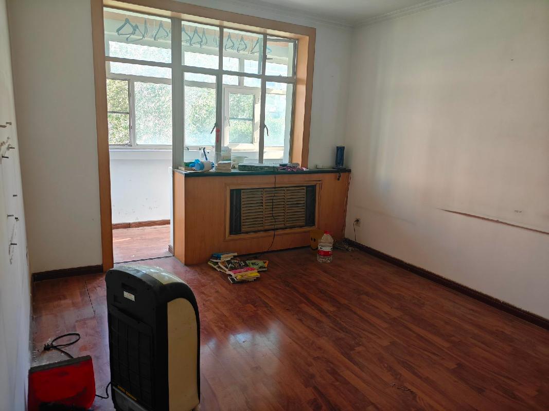 新疆吐哈石油勘探开发有限公司转让位于高新区（新市区）江苏东路369号1栋1单元401室住宅房地产(国资监测编号GR2026XJ1001587)