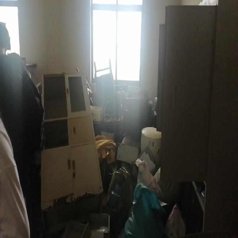 池州市贵池区原安徽腾龙合金科技有限公司厂区内房屋建筑物、构筑物及在建工程等拟拆除资产转让公告(国资监测编号GR2026AH2002174)