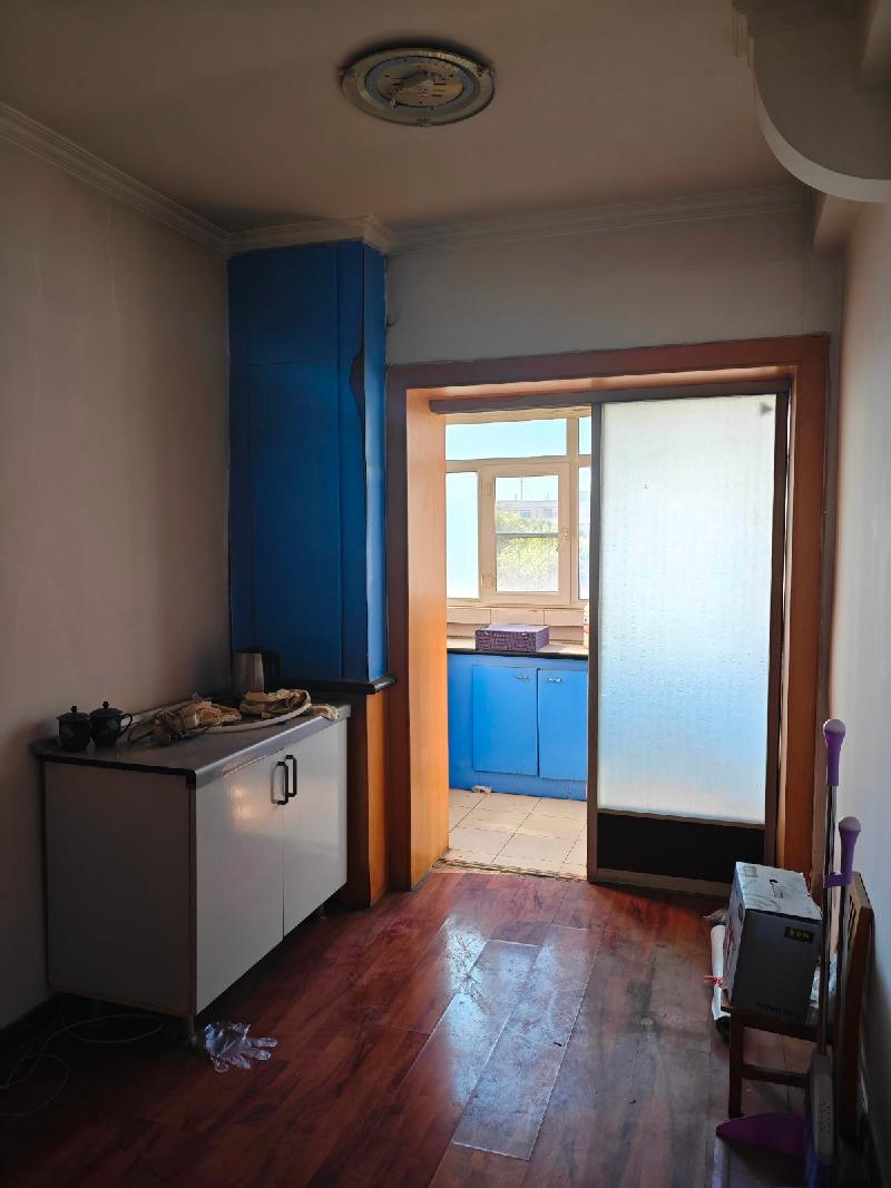 新疆吐哈石油勘探开发有限公司转让位于高新区（新市区）江苏东路369号1栋1单元401室住宅房地产(国资监测编号GR2026XJ1001587)