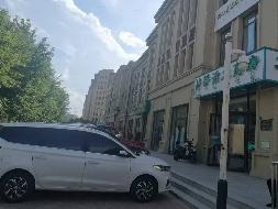 赤峰市红山区西城尚景64处商业房产分别出租（赤峰市鑫峰房地产开发有限公司）