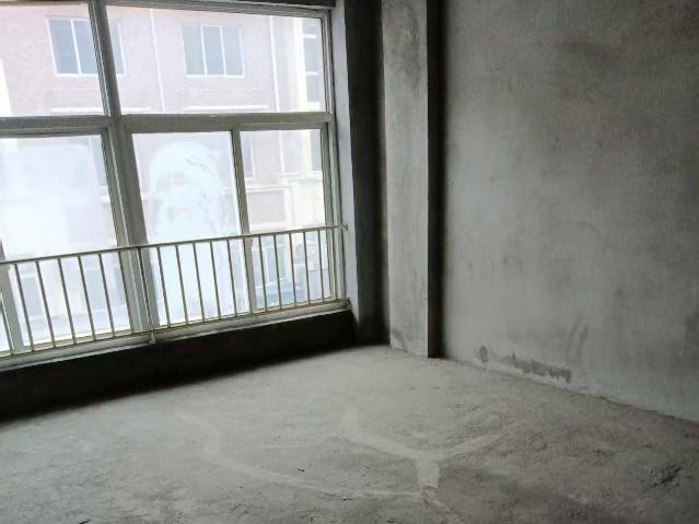 东城富景6号楼3层招租公告