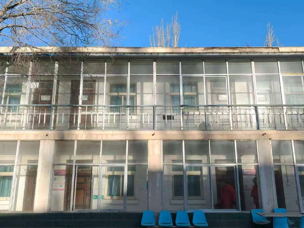 [酒泉市]中石油玉门油田分公司所属的玉门老市区1栋建筑及2台修井机租赁公告
