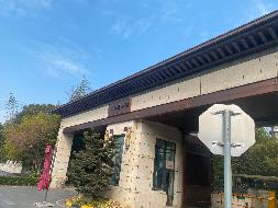 江苏省常熟市虞山镇元和路9号弘阳上园3幢601室房产转让项目