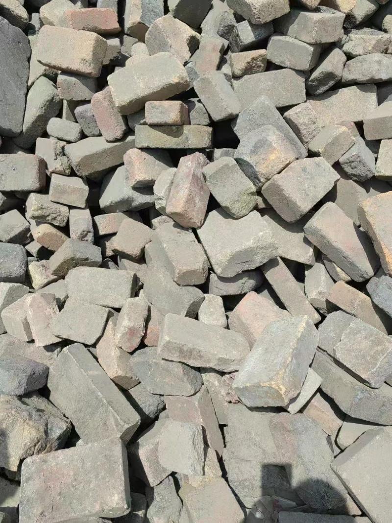 约1000吨废旧耐火材料（粘土砖约200T、低蠕变高铝砖约600T、浇注料、泥浆等散料约200T）转让（包钢钢联股份有限公司）（挂牌底价122元/吨）(国资监测编号GR2026NM1003531)