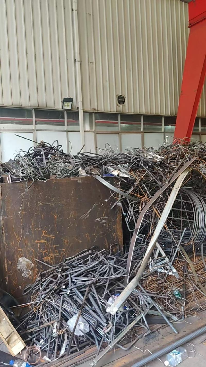 废旧钢筋头、临时仰拱废拱架及钢护筒等材料一批 （预估总重量约40吨）(国资监测编号GR2026HN1002773)