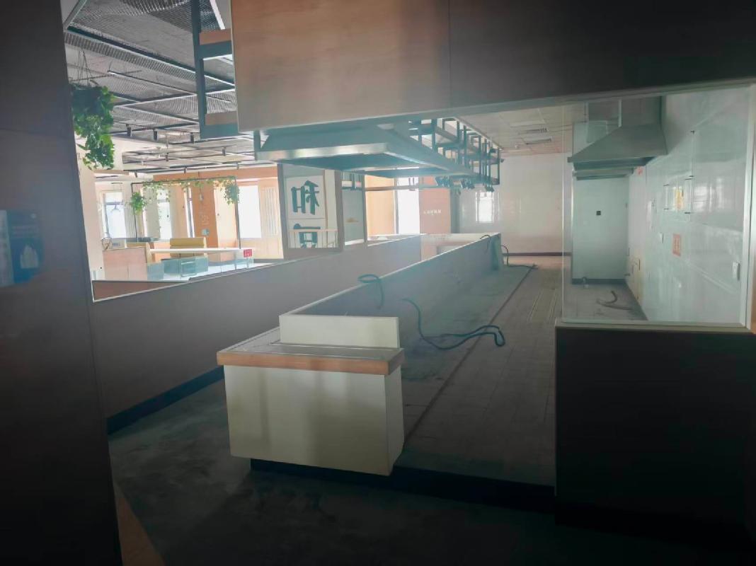 呼和浩特市赛罕区昭乌达路西侧龙苑大厦闲置房产整体出租（租赁期3年，年租金底价1324767.50元）