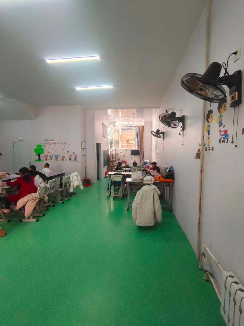 赤峰市红山区南新街办事处综合楼1-105号房产出租（年租金底价41100.0元，租期3年）