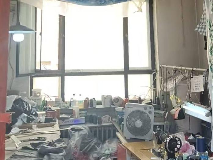 奎屯市城投房地产开发有限公司位于同济里4-B区50栋2楼1室21.54㎡商铺对外招租(租期1年)