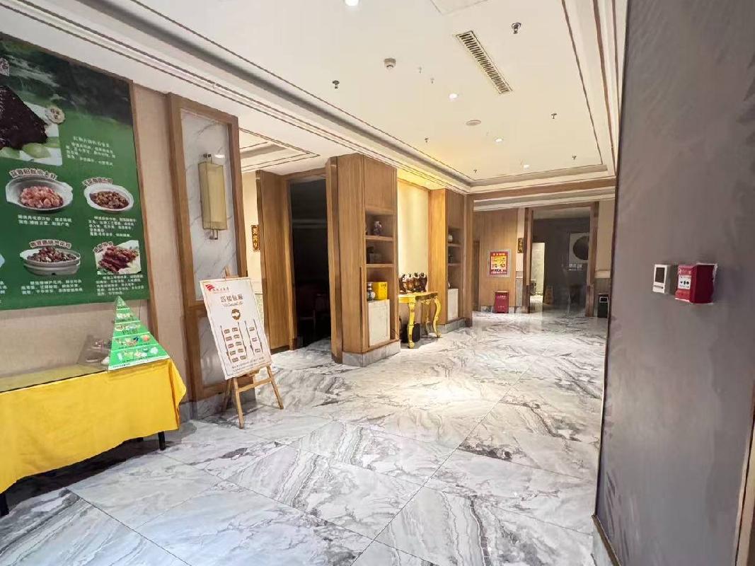 奎屯锦安资产运营管理有限公司位于团结西街12幢15号800.38㎡商铺对外招租(租期1年)