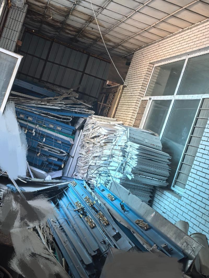黑龙江中医药大学附属第三医院旧楼改造拆除的废旧建筑物资捆绑转让交易公告(国资监测编号GR2026HL2004835)