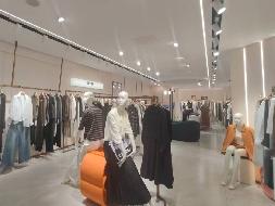奎屯锦安资产运营管理有限公司位于团结西街12幢11号114.52㎡商铺对外招租(租期1年)