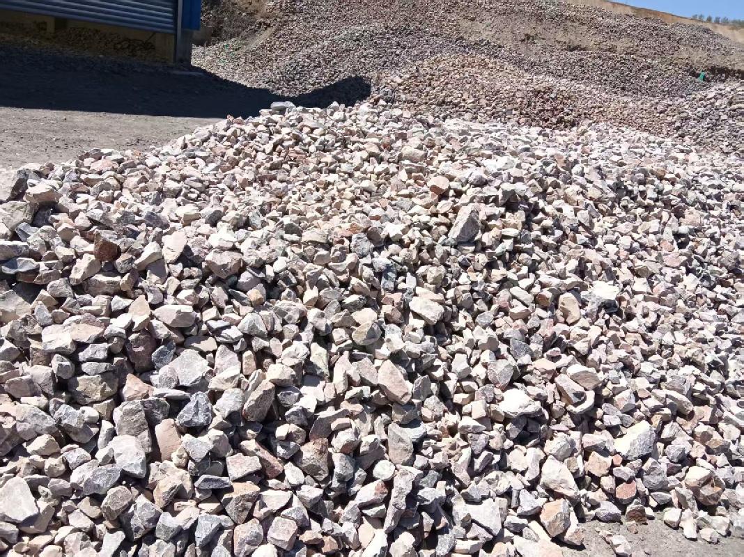 1500吨白云石大块（包钢集团固阳矿山有限公司）销售