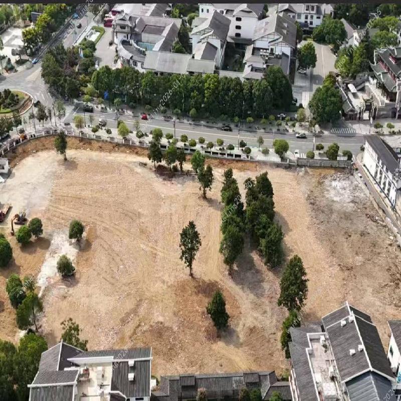 张家界市武陵源区军地坪街道桂花路与武陵路交汇处17,492.28m2商服用地出租项目(国资监测编号GR2026HN1002817)