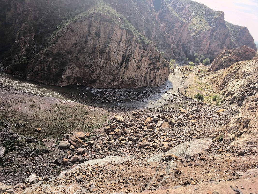 土默特右旗美岱水库上坝危岩体治理工程淤积河道剩余砂石料公开拍卖
