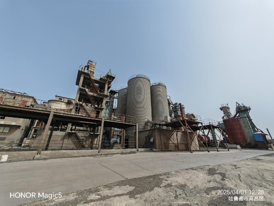 [吐鲁番市]新疆维吾尔自治区东湖水泥厂转让一批待报废机器设备（60万吨水泥磨生产线）