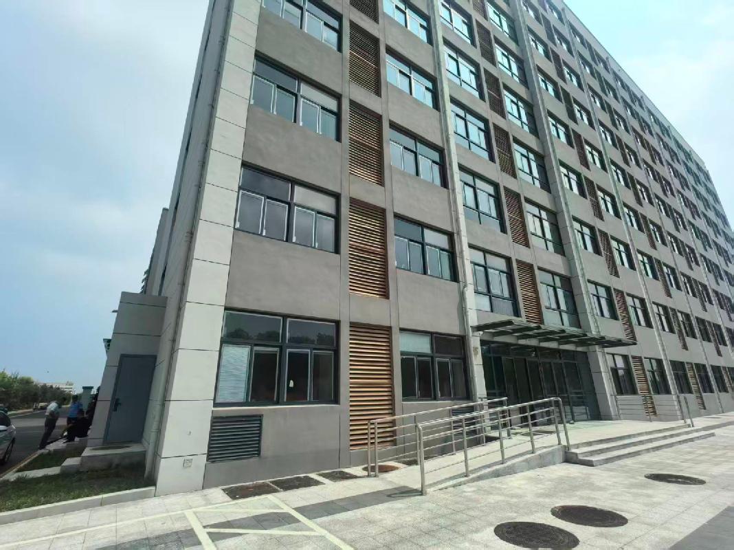 [安庆市]安庆市迎江经济开发区依江新能源汽车零部件产业基地B区宿舍楼一层2间房间出租公告