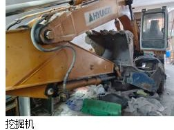 [伊犁哈萨克自治州]奎屯市阳光供热有限责任公司所属一批报废处置的固定资产（挖掘机1台）对外转让