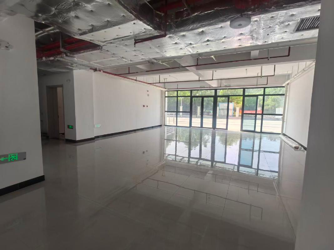安庆市迎江经济开发区依江新能源汽车零部件产业基地B区宿舍楼一层2间房间出租公告(国资监测编号GR2026AH2002211)